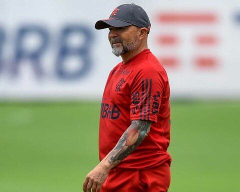 Sampaoli, an urgent debut