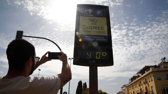 Spain and Portugal beat their absolute heat records in April