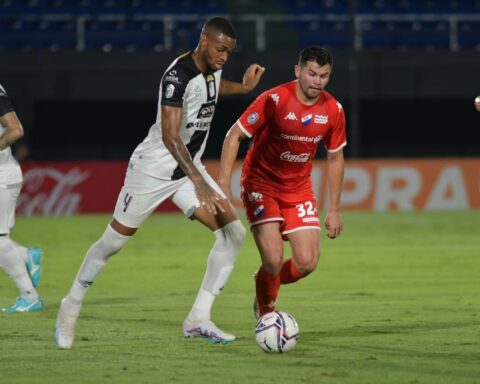 Tacuary and Nacional open the tenth date with a goalless draw