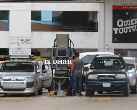 The Association of Suppliers declares itself in a state of emergency due to the promulgation of DS 4910, which controls the sale of fuel