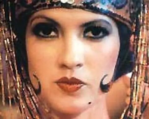 La-bella-de-la-alhambra-Beatriz-valdés