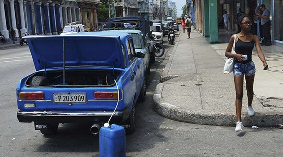 The fuel crisis affects face-to-face classes at Cuban universities