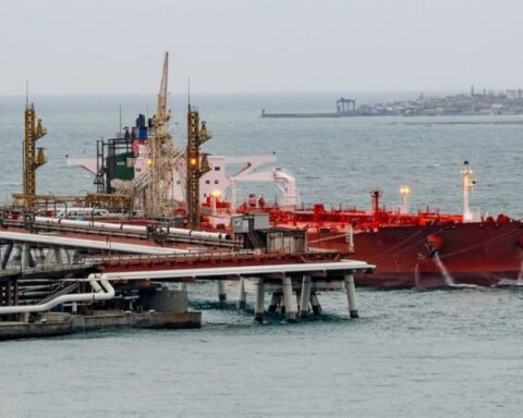 The unexpected boom in Russian oil exports despite sanctions
