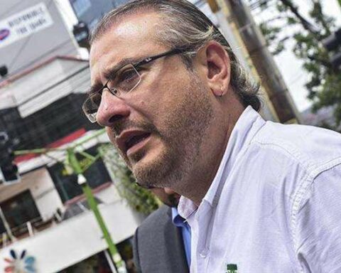 They summon the former civic president to declare for the 36 days of unemployment