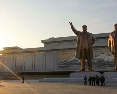 This is how $64 billion was stolen from ATMs around the world... and in 2 hours