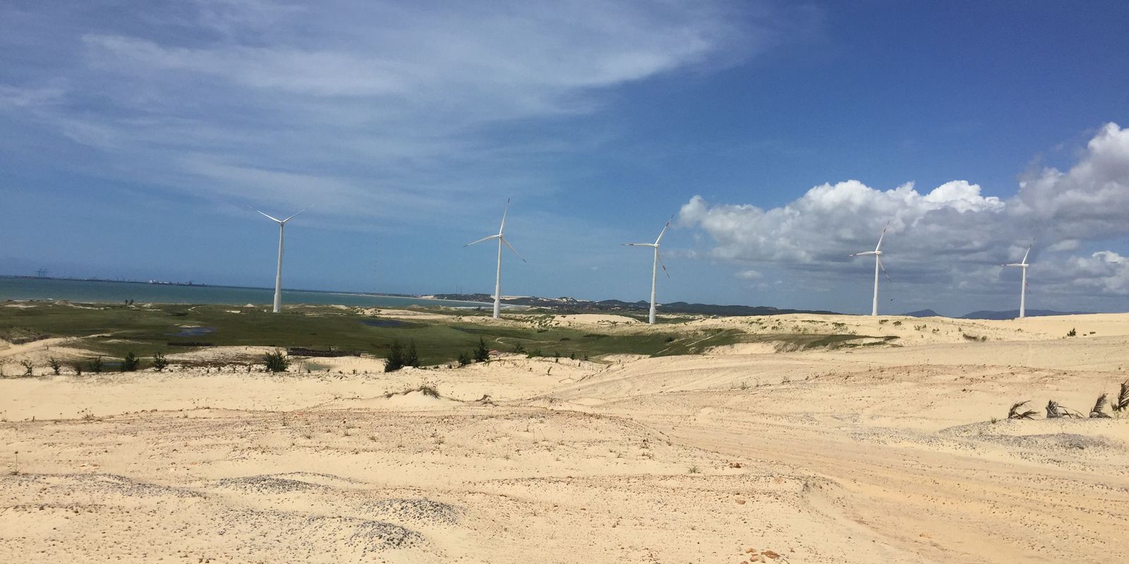 Those affected by wind power discuss damage caused to communities