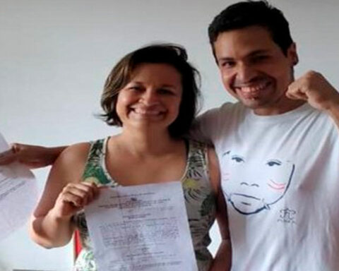 Two former PDVSA managers released