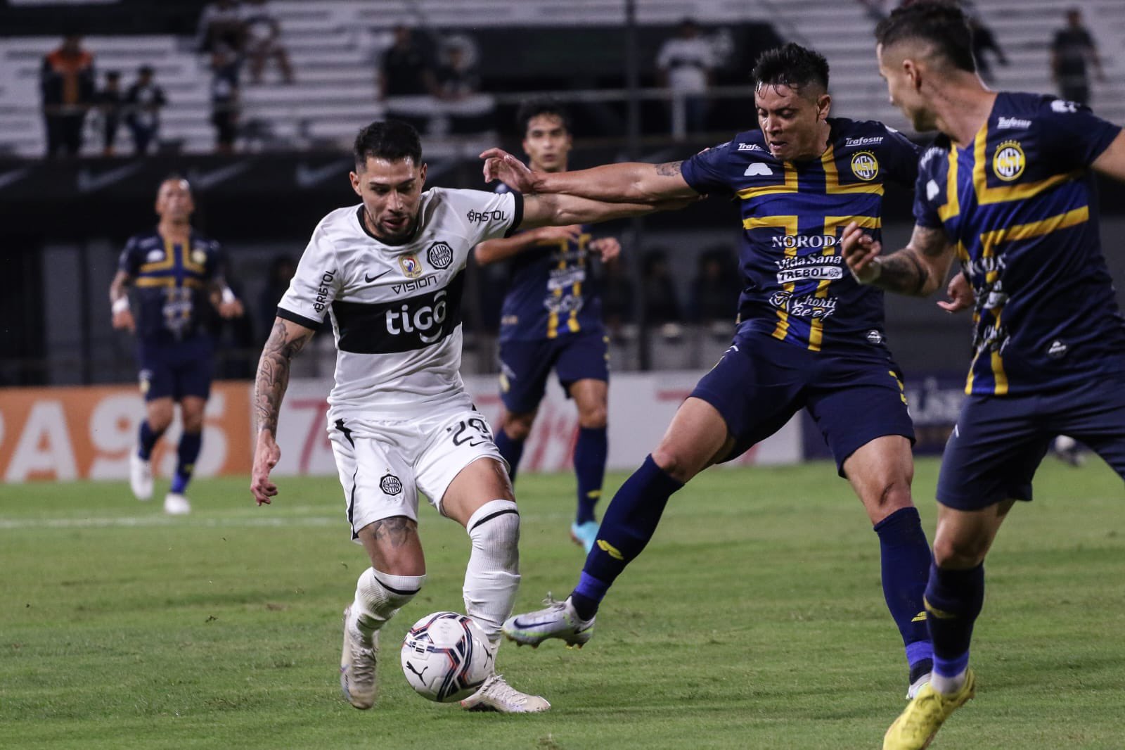 Two great goals and a tie on the Olimpia field