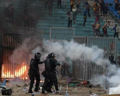 Violent incidents at an African Champions League match in Tunisia