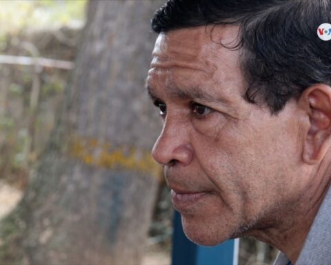 What is it like to have Parkinson's disease and live in Venezuela?