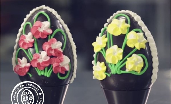 Why don't you see the traditional Uruguayan Easter egg on the gondolas?