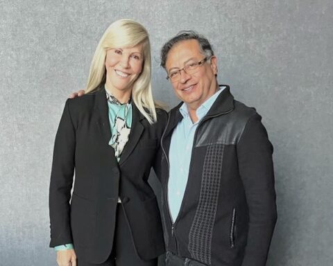 "Health reform must be aimed at serving Colombians"says Dilian Francisca Toro