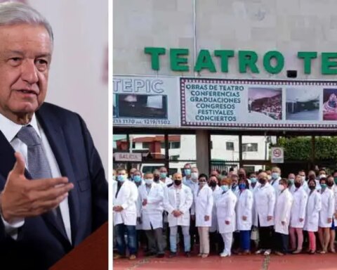 AMLO, Médicos cubanos, México