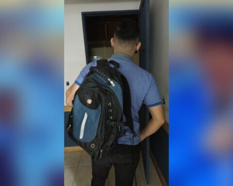 Another opponent goes into exile after being kidnapped, prosecuted and forced to sign a newspaper in the Ortega Police