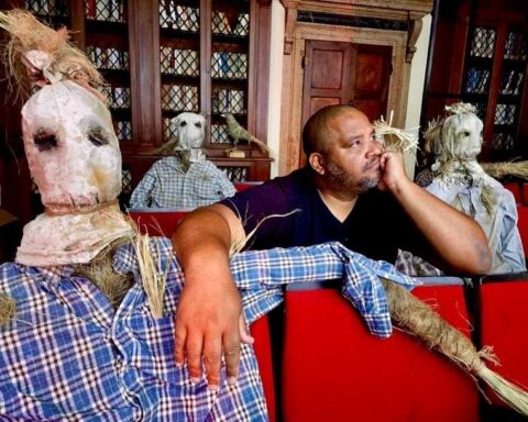 expo Arquitectura de un sistema michel mirabal portada