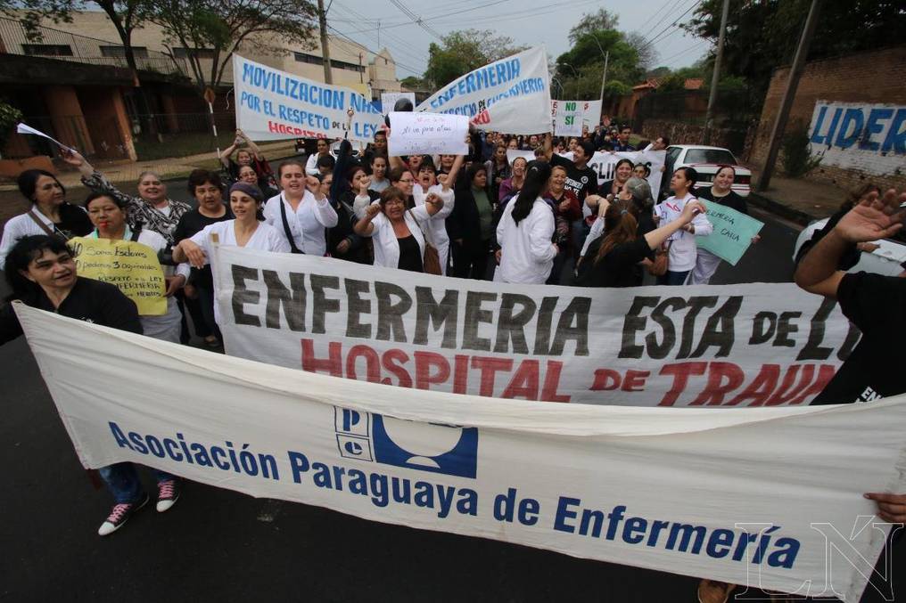 Aso de Enfermería mobilizes for several demands