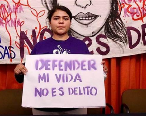 Charges dropped against woman sentenced for killing her rapist in Mexico