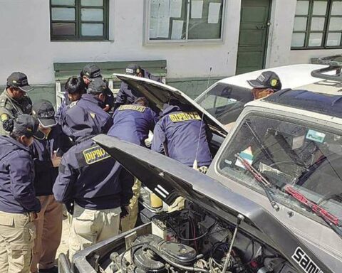 Customs intervenes ten of its regional offices and expedites agreement with Chile for stolen cars