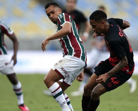 Four Brazilian clubs suspend five footballers investigated for fixing