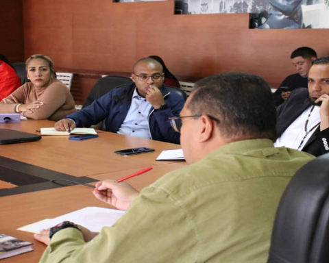 Establecen agenda legislativa para el fortalecer el parlamentarismo comunal