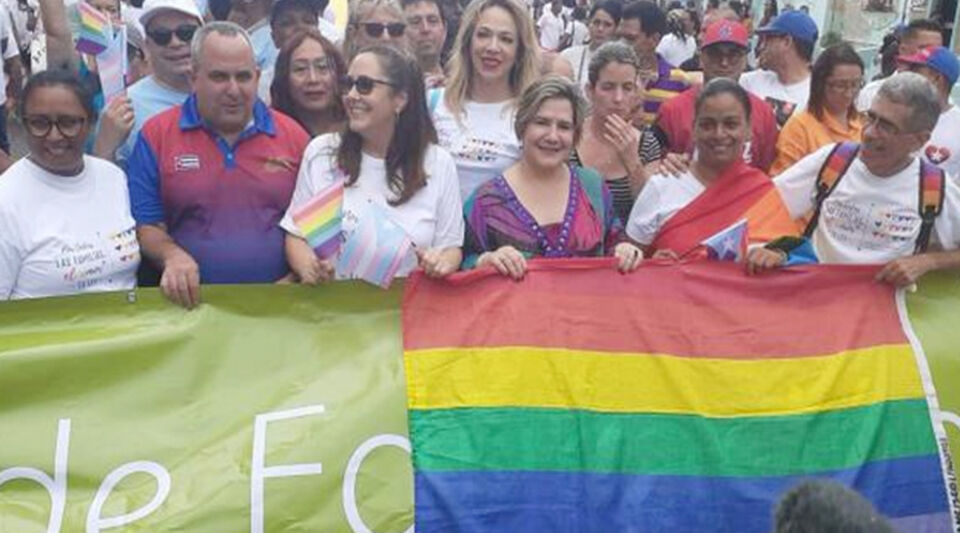 Mariela Castro organizes an LGBTI conga in Havana with the motto "Socialism yes, homophobia no"