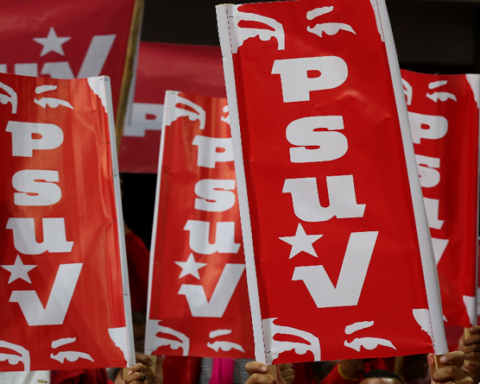 PSUV debates with workers tasks to deepen communication