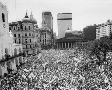 Photographic exhibition on the 40 years of Argentine democracy, in Asunción