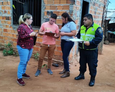 Search continues for missing teenage mother and son in Itauguá