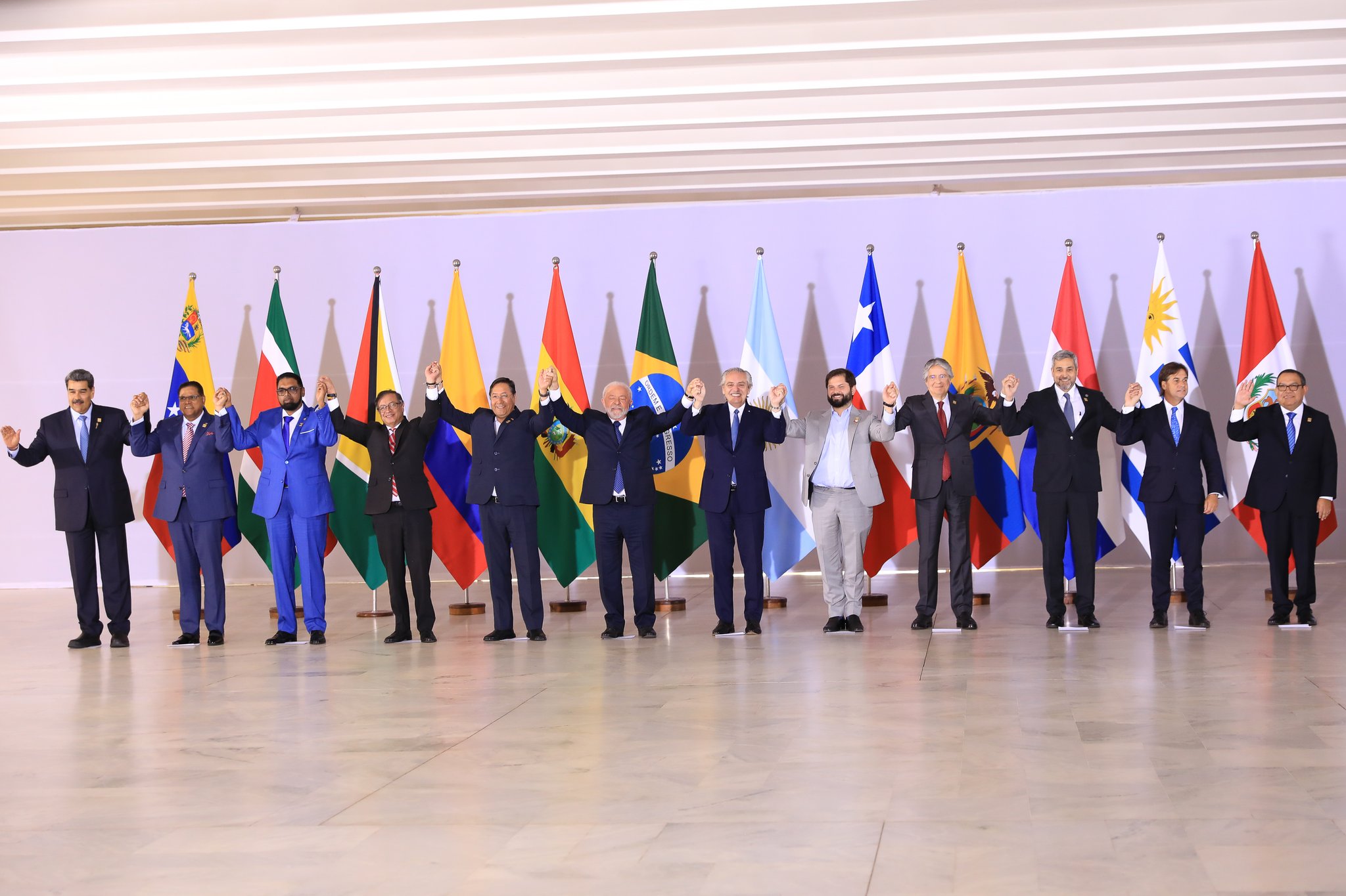 Summit in Brazil reinforces willingness to regional dialogue (+Photos)