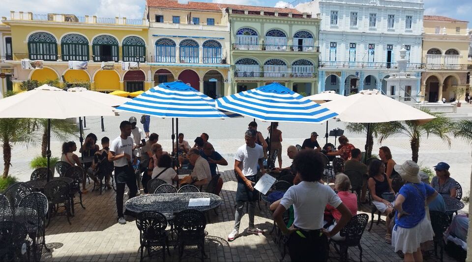 The Cuban Government entrusts itself to Cachita and the santeros to improve tourism data