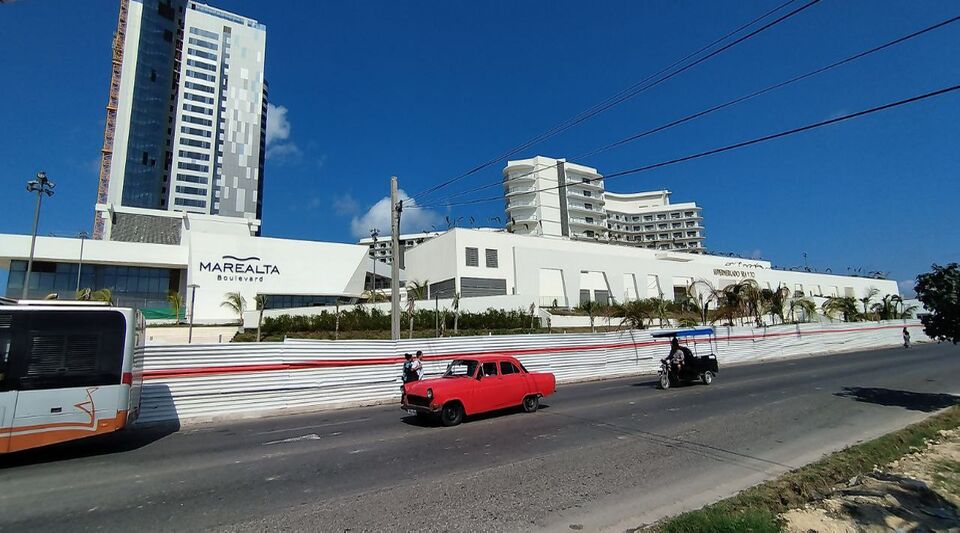 The Cuban State continues to give priority to investments in the construction of luxury hotels