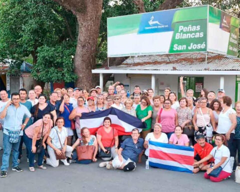 The Ortega Embassy in Costa Rica justifies rejection of Costa Rican tourists by saying that they were going to meet with an illegal NGO