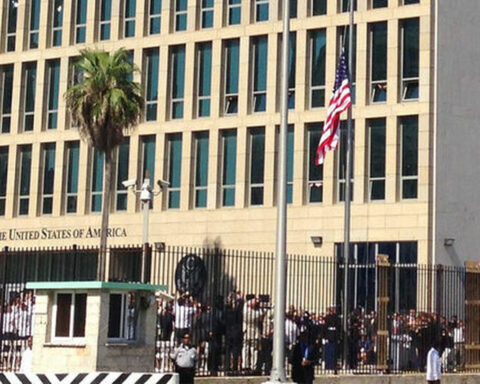 The US embassy in Cuba does not expect to be able to reissue "soon" non-immigrant visas