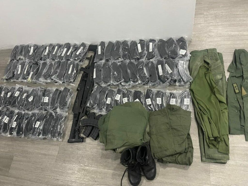 They seized two soldiers with three rifles and 200 chargers