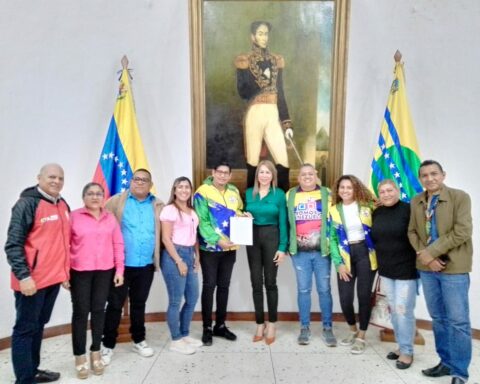 They support the Law for the Protection of Venezuelan Assets Abroad