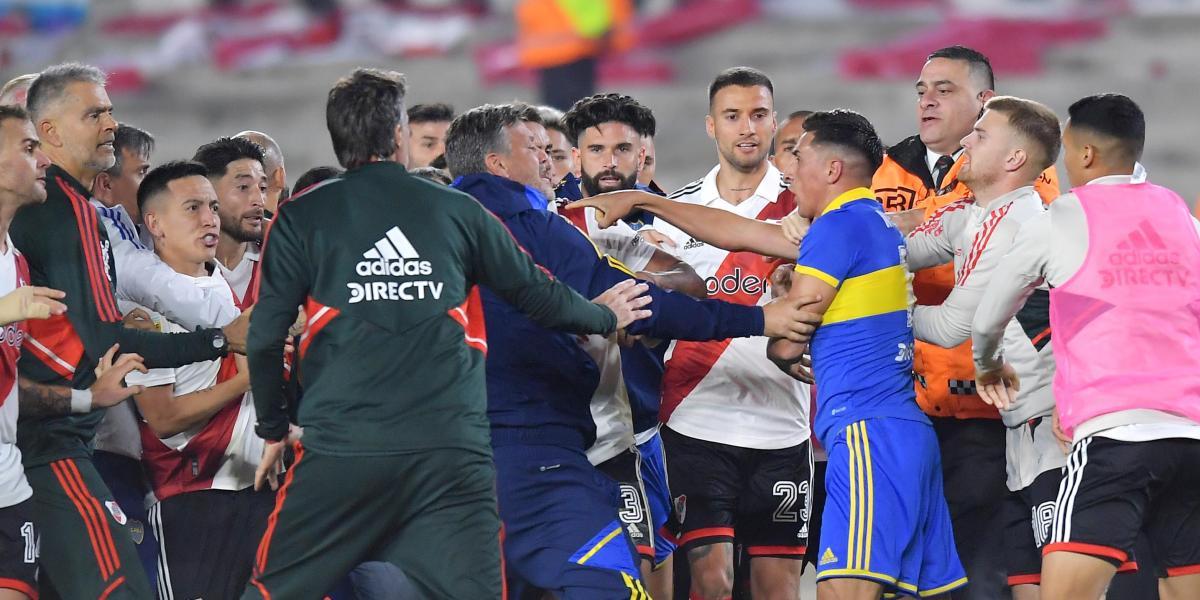 Three players, investigated after the incidents at River-Boca