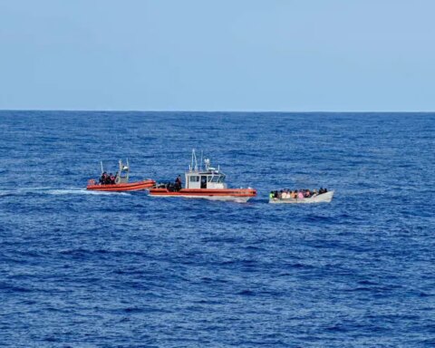 Balseros cubanos, Guardia Costera de EE. UU., Crisis migratoria