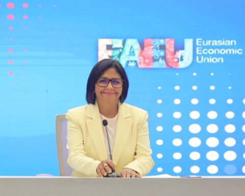 Venezuela calls for the creation of a new international financial framework