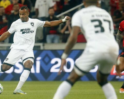 1-0: 'Gift' from Botafogo to Palmeiras