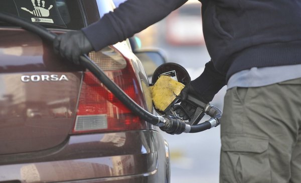 Ancap urges its stations to lower the price of gasoline and diesel from Saturday.  See how much and why