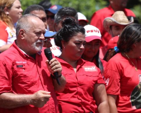 Cabello: I am with Maduro, I have no complexes and with Maduro I reset