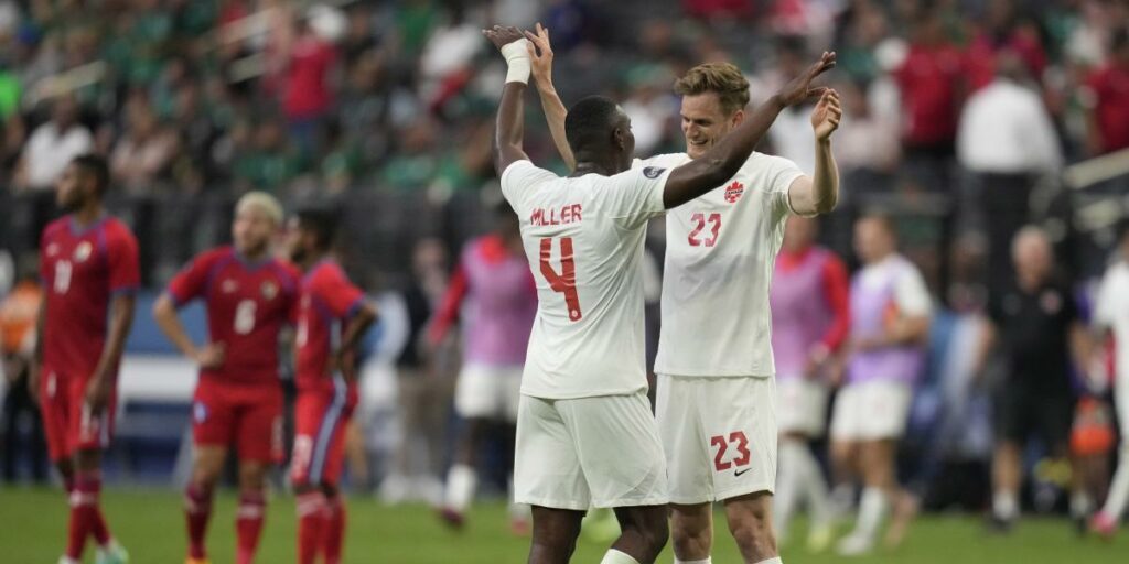 Canada breaks the dream of Panama and will play the final (2-0)