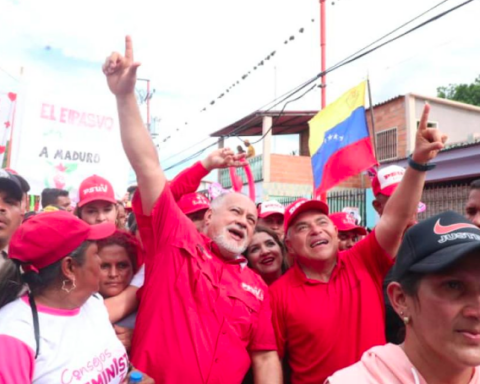 Diosdado in Lara: Chavismo will present itself together with the elections