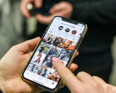 France adopts a law to regulate the practices of influencers