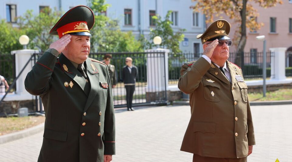 General López Miera arrived in Belarus to negotiate military cooperation with Cuba