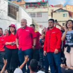 Hair to the opposition: the streets belong to the people