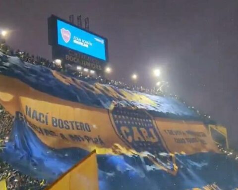 La Bombonera is packed to say goodbye to Riquelme