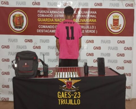 Los Cáscaras seized 30 rifle cartridges