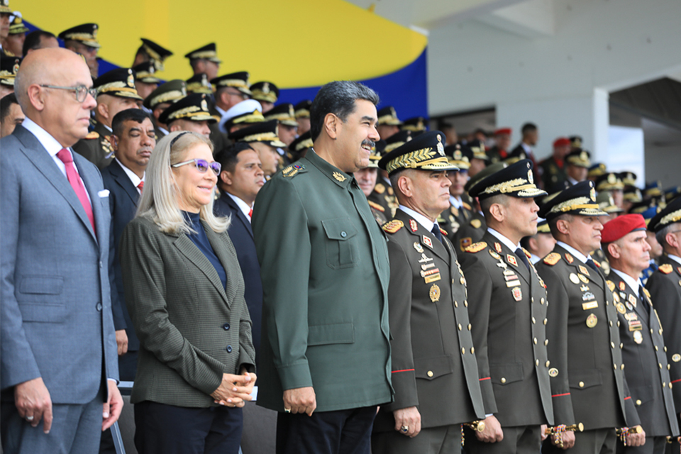 Maduro congratulated the Army and asked it to renew its anti-imperialist commitment