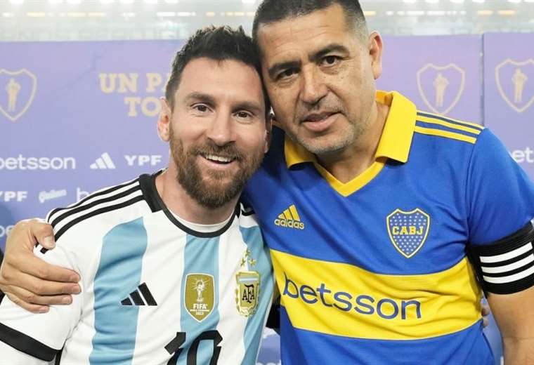 Messi and Di María, luxury guests at a party-tribute to Riquelme (video)